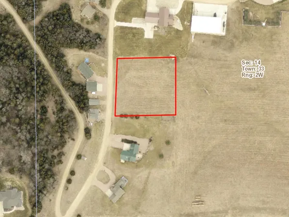 202 Deepwater Dr, Crofton, NE 68730