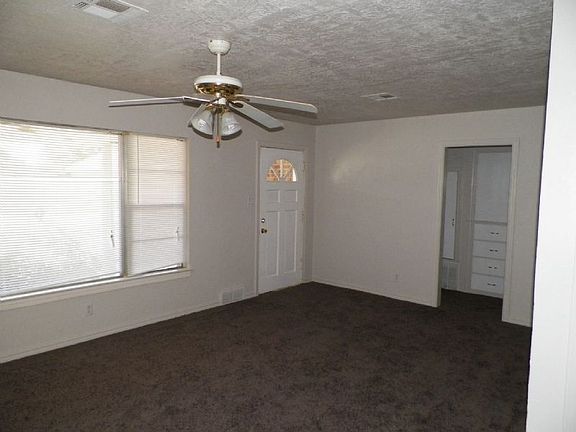 2nd image of 2128 NW Lincoln Ave