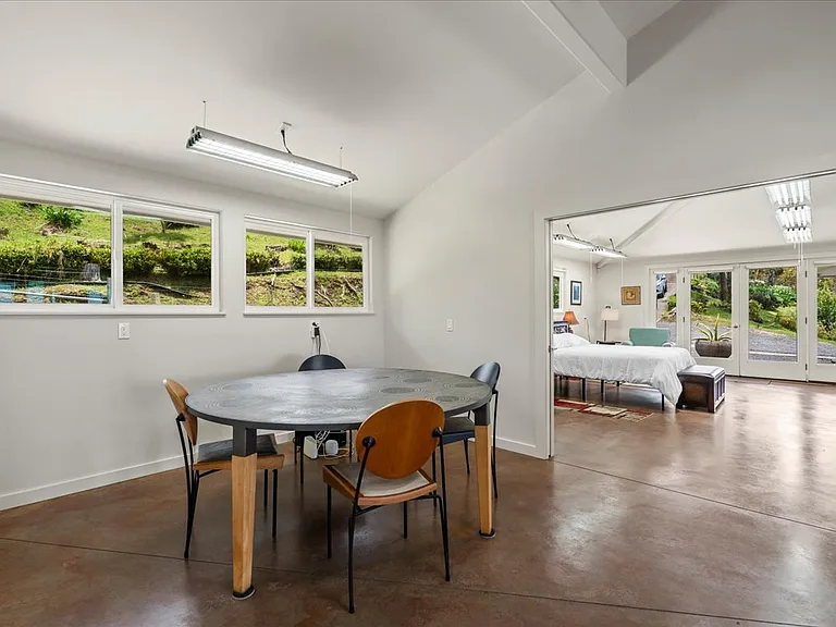 18505 Haleakala Hwy — Photo 33