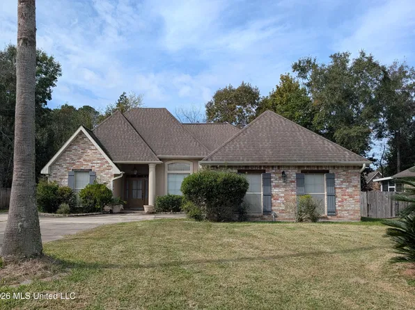 6571 Alakoko Dr, Diamondhead, MS 39525
