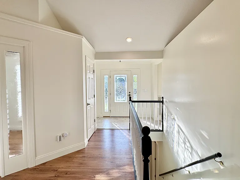 220 Konawa Ln — Photo 3