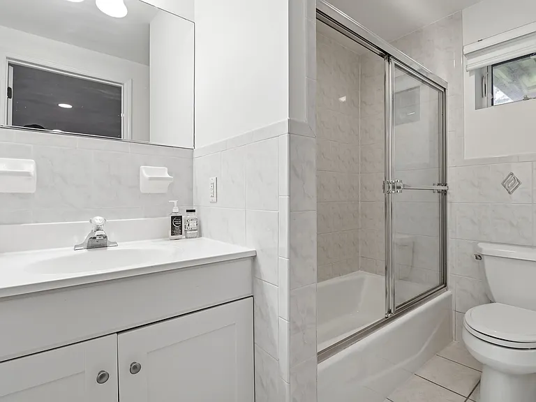 123 Hickory Ave #B — Photo 18