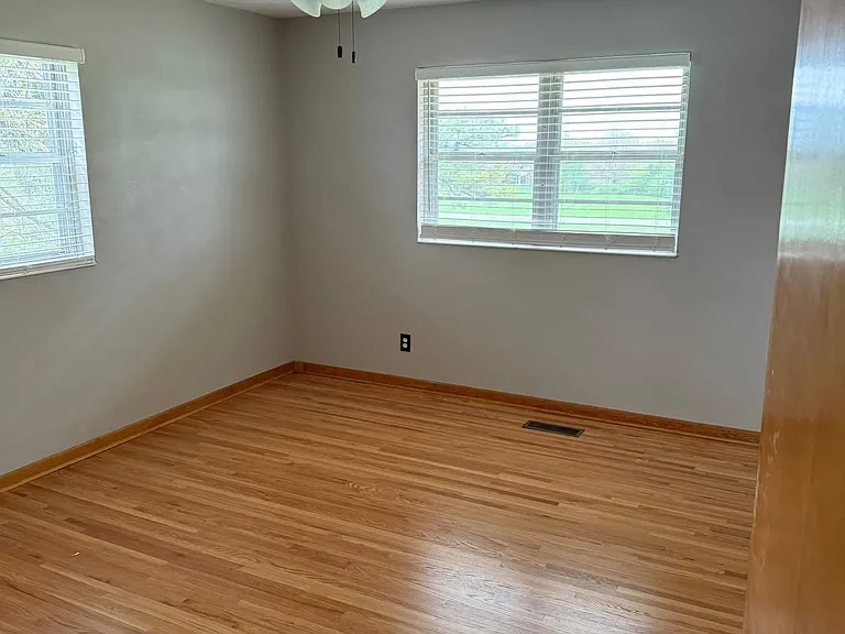 5410 Wardsville Rd — Photo 6