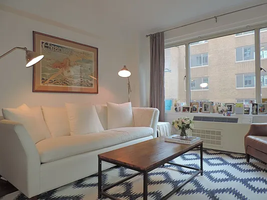 Rented by essential NEW YORK Real Estate | media 5