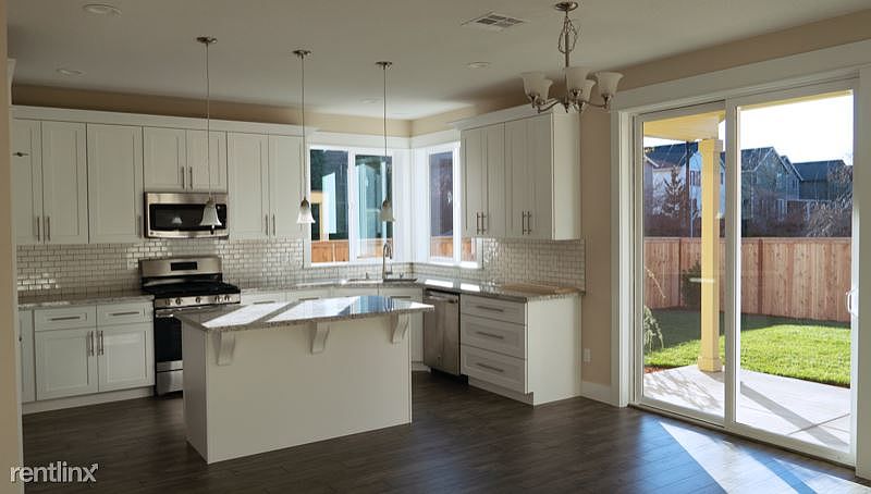 1st image of 4410 NE 58th Ave