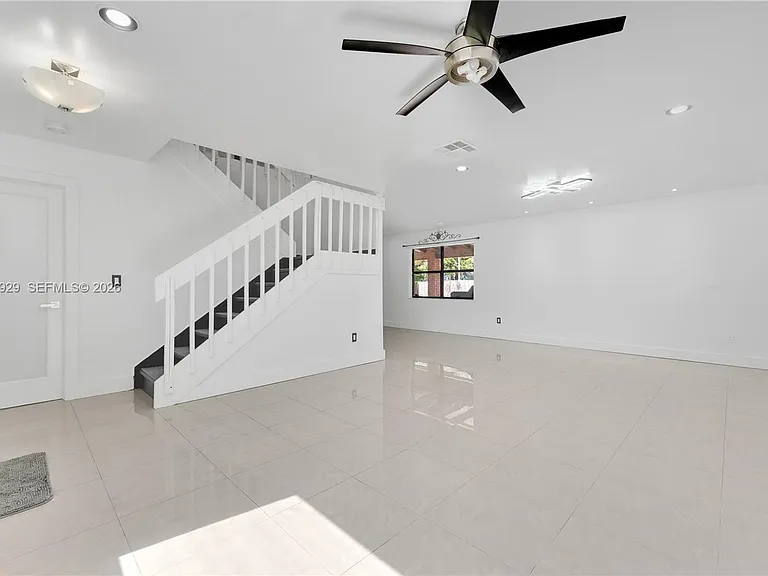 9646 SW 151st Ave #1 — Photo 7