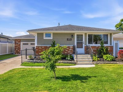 171 Poinciana Pkwy, Cheektowaga, NY, 14225
