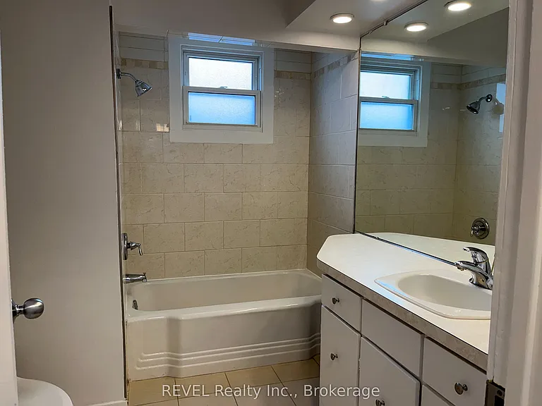 232 Vine St — Photo 8