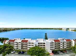 111 Lake Emerald Dr APT 404, Oakland Park, FL 33309