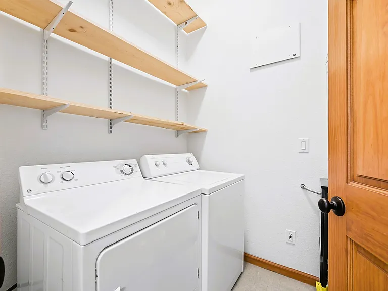 9168 Black Mountain Dr #6 — Photo 12