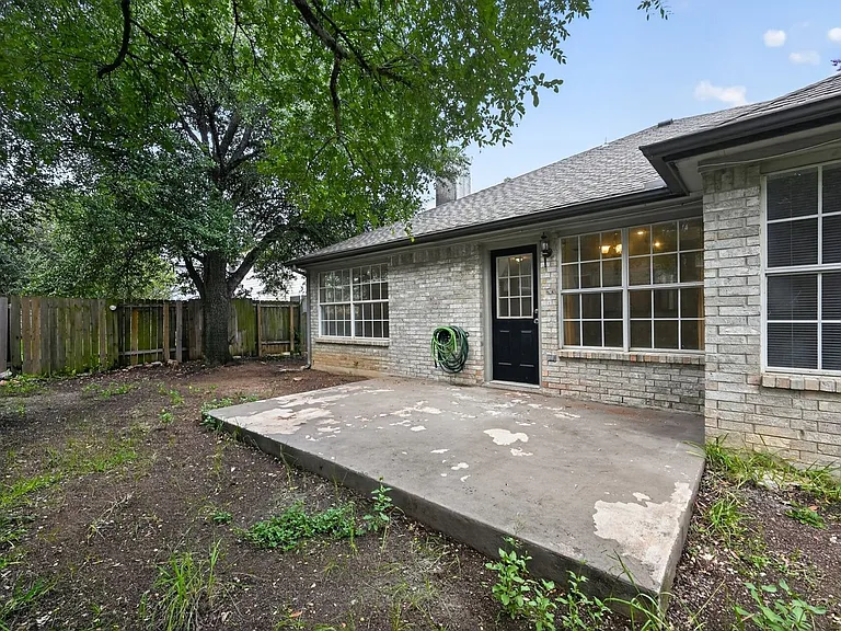3822 Newland Dr — Photo 31
