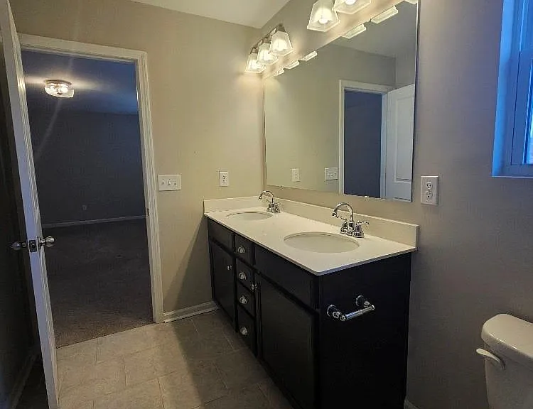 411 Copes Ct — Photo 19