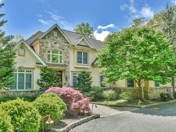 61 Stony Brook Rd, Montville, NJ 07045