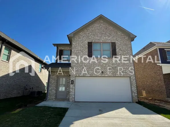 282 Shiloh Creek Dr, Calera, AL 35040