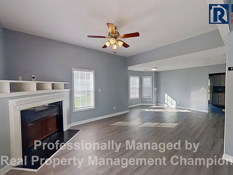 27 Jasmine Ln — Photo 2