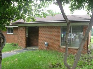 2050 Woodrow Wilson Blvd, West Bloomfield, MI 48324