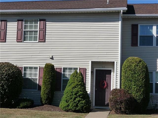 1st image of 1305 Briarwood Dr