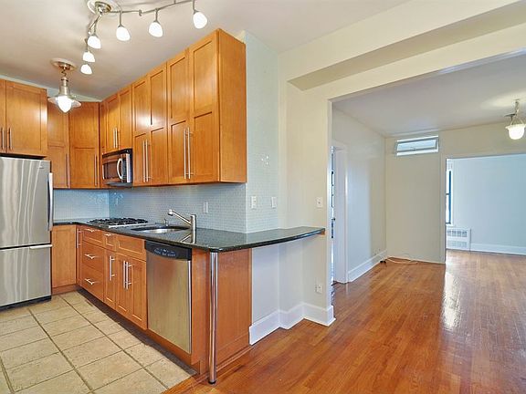 2nd image of 916 Union Street 6d #6D