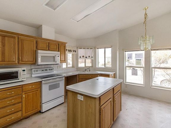 4th image of 891 W Desert Sky Dr