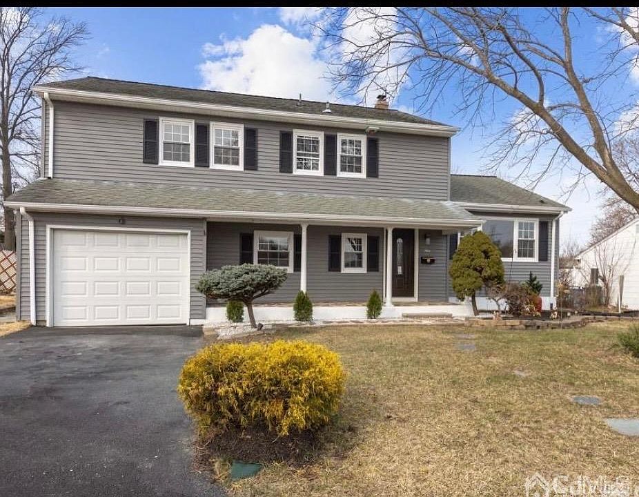 1st image of 9 Joanne Ct