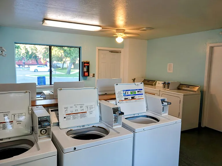 Northridge Apartments — Photo 11