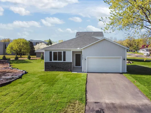 3149 Seminary Dr, Saint Paul, MN 55112