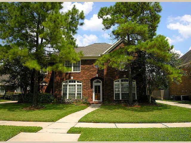 Beautifully updated Perry home!