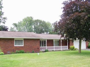 2007 Oakwood Dr, Warsaw, IN 46580