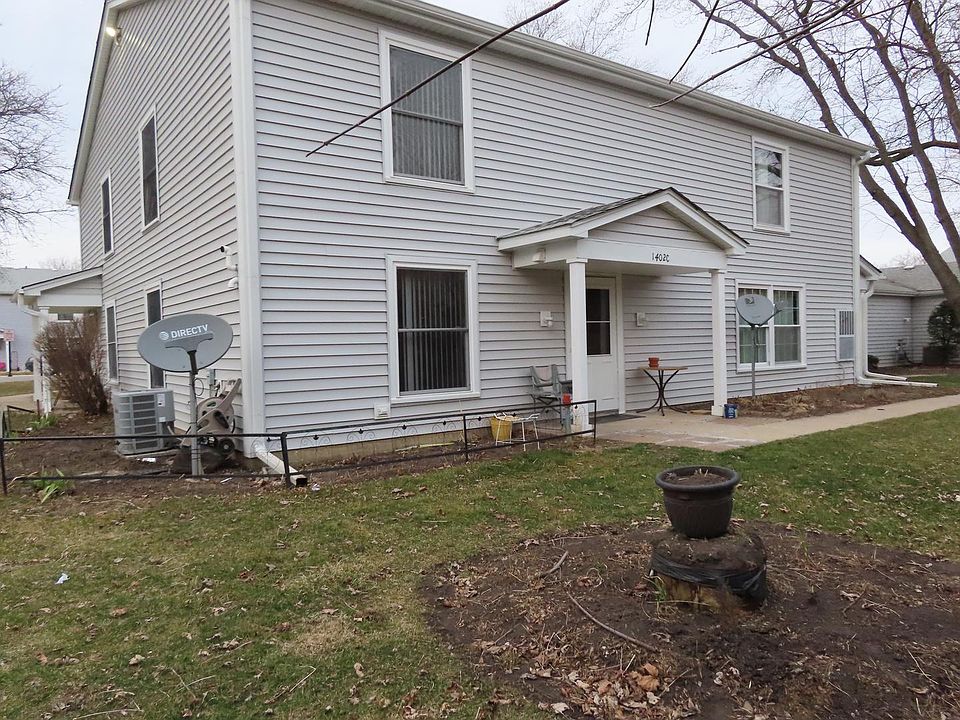 1st image of 1402 S Glen Cir APT C