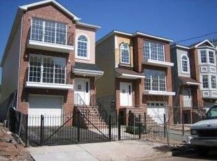 185 Ellis Ave, Irvington, NJ 07111