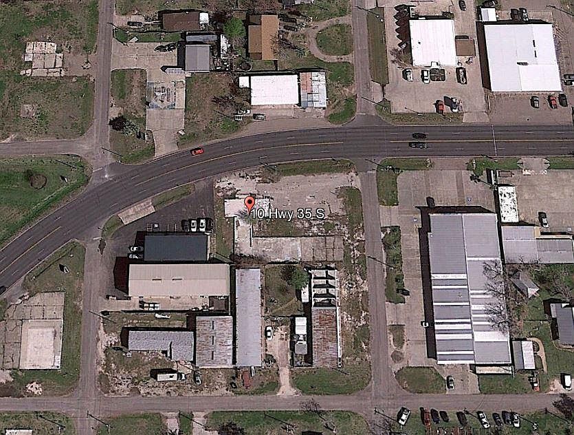 1st image of 10 Highway 35 S