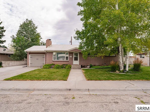 1330 Merrett Dr, Idaho Falls, ID 83404