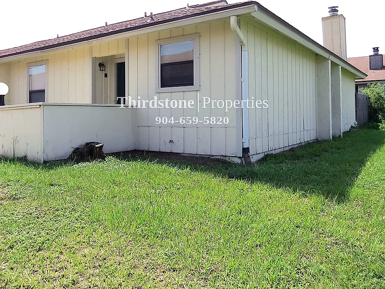 1324 Jefferson Ave #D — Photo 22
