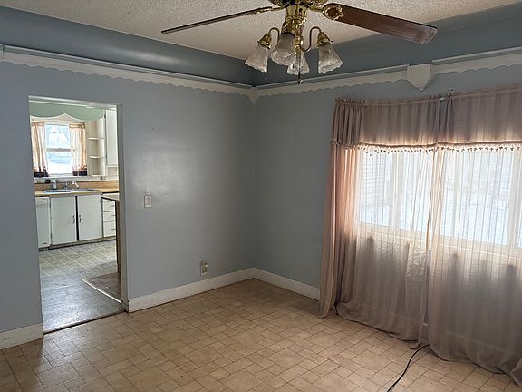 5th image of 1519 Maryland St