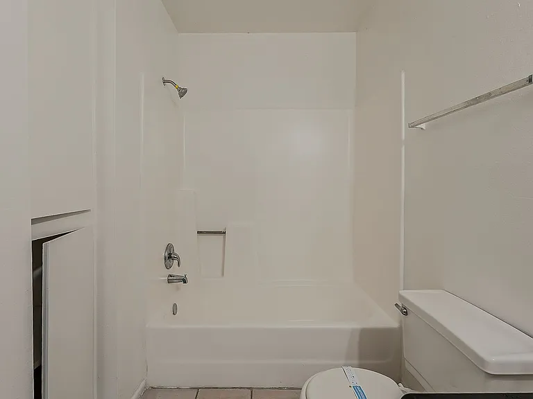 16815 N 29th St — Photo 33