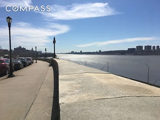 Rented by Compass | media 28