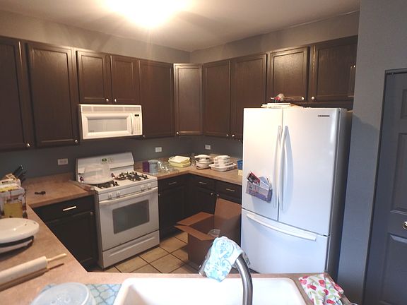 5th image of 492 S Litchfield Dr
