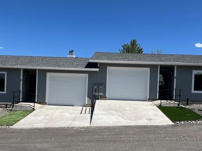 1614 18th Ave, Lewiston, ID, 83501