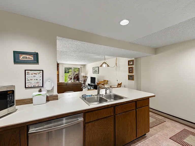 2822 Hager Ln #2B — Photo 13