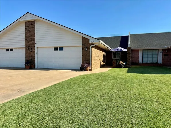 1404 E Proctor Ave, Weatherford, OK 73096