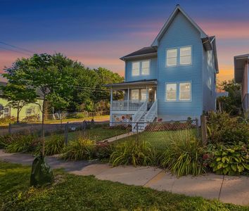 1058 6th St E, Saint Paul, MN, 55106