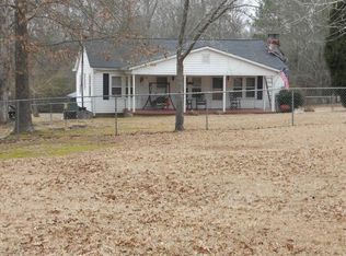 942 Welcome To Sargent Rd, Newnan, GA 30263