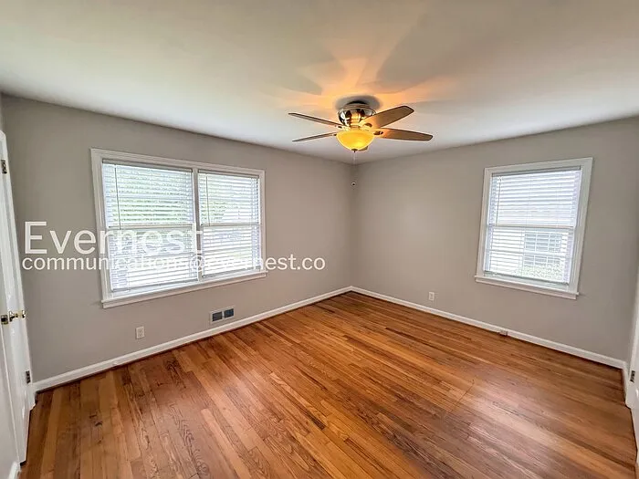 106 Acton Ave — Photo 9