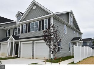 1106 E Neck Rd, Burlington, NJ 08016