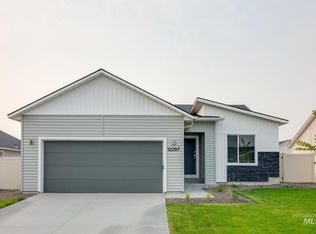 876 W Jasper St, Emmett, ID 83617