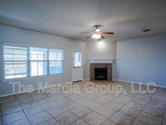5th image of 1105 Concan Dr