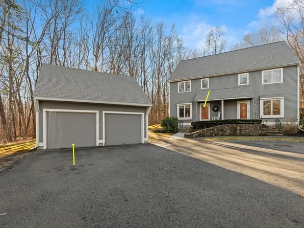 2 Country Hollow Ln Unit 2, Haverhill, MA 01832