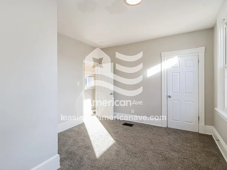 188577_010_wm_-_bedroom_13330384.jpg