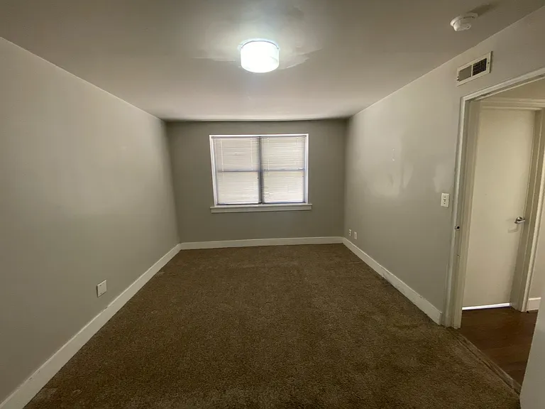 212 Oakwood St SE #108 — Photo 11
