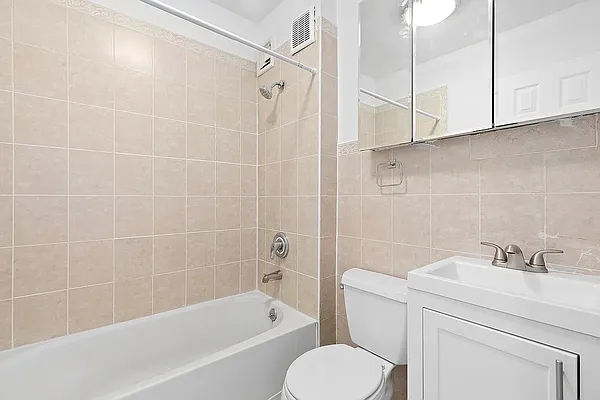 Rented by Corcoran | media 21